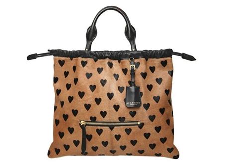 burberry purse with hearts